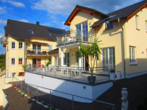 Гостиница Cochem Ferienwohnung Scheuer  Кохем